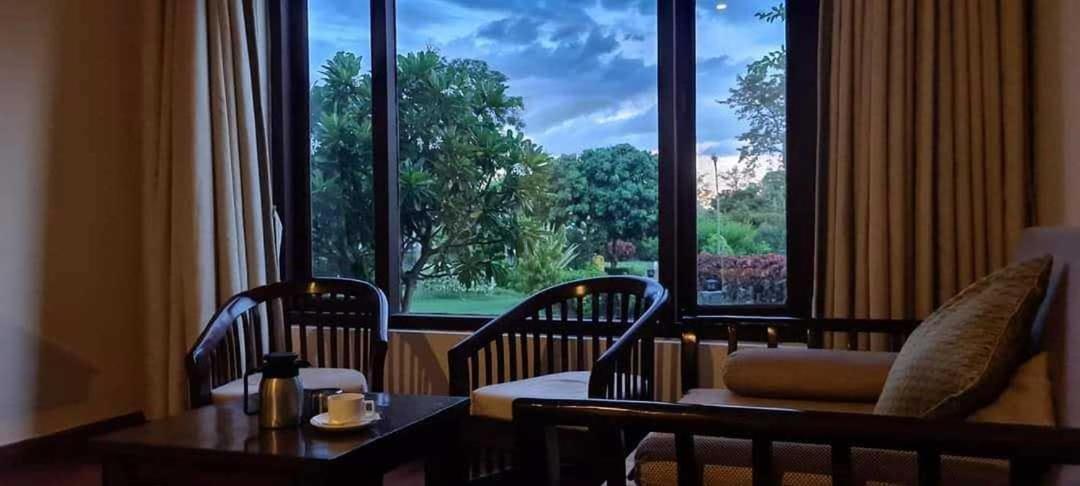 Sunday Alaya Corbett Villa Rāmnagar Exteriör bild