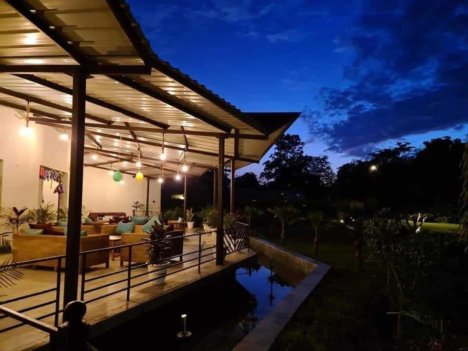 Sunday Alaya Corbett Villa Rāmnagar Exteriör bild